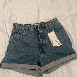 Zara mom jean shorts